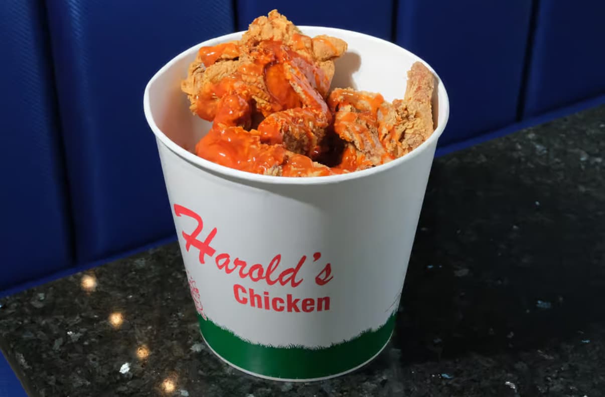Family size chicken bucket